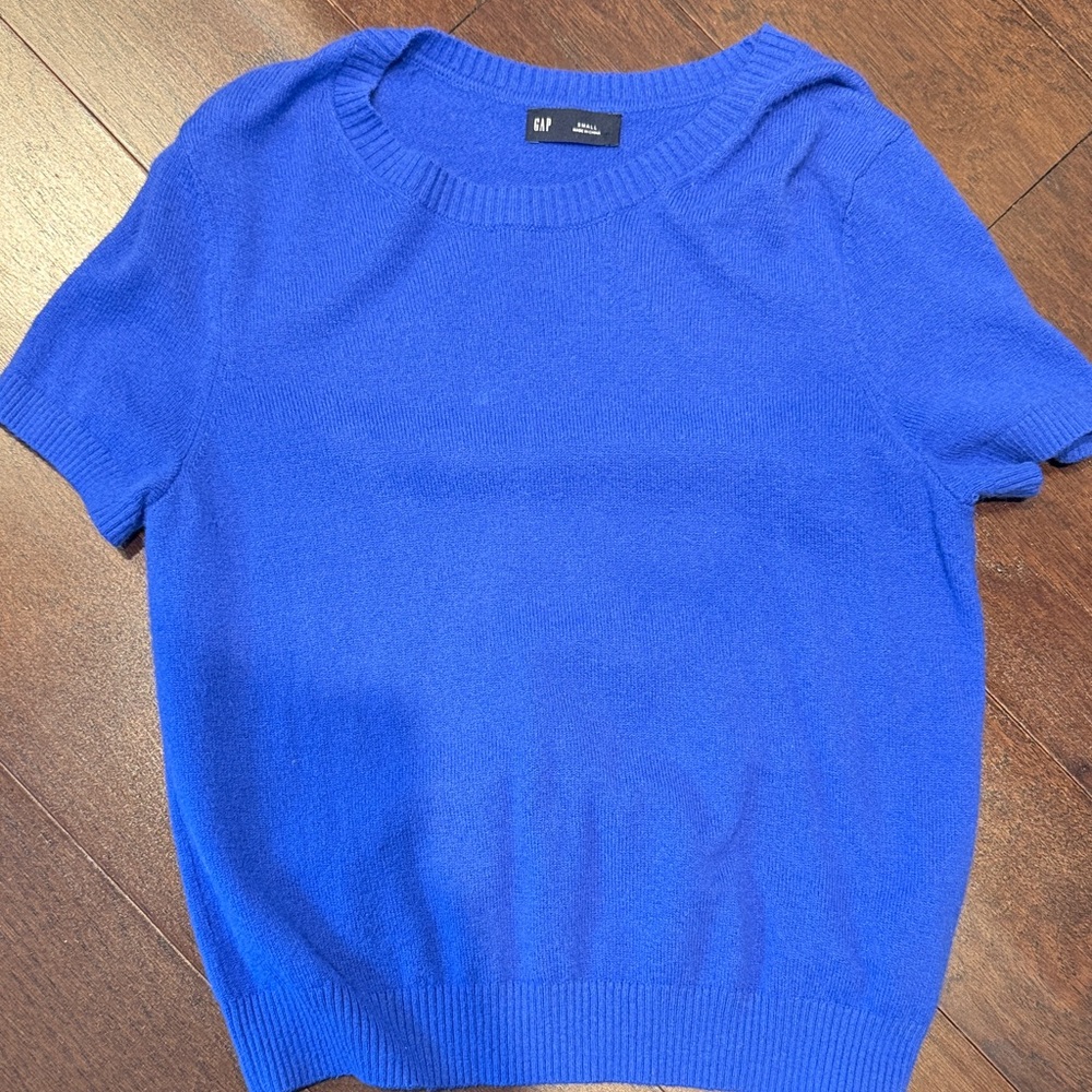 GAP Short-Sleeve Crew Sweater in Royal Blue